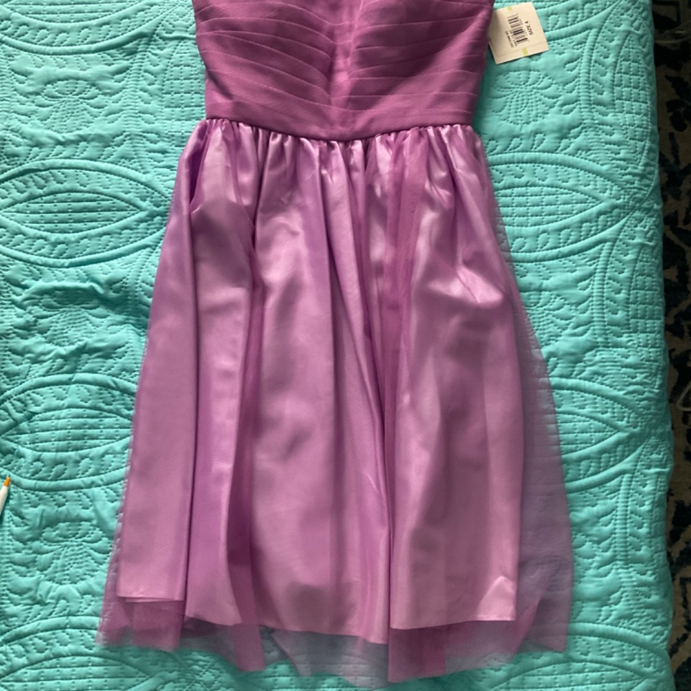 Pink dress - Picture 3 of 4